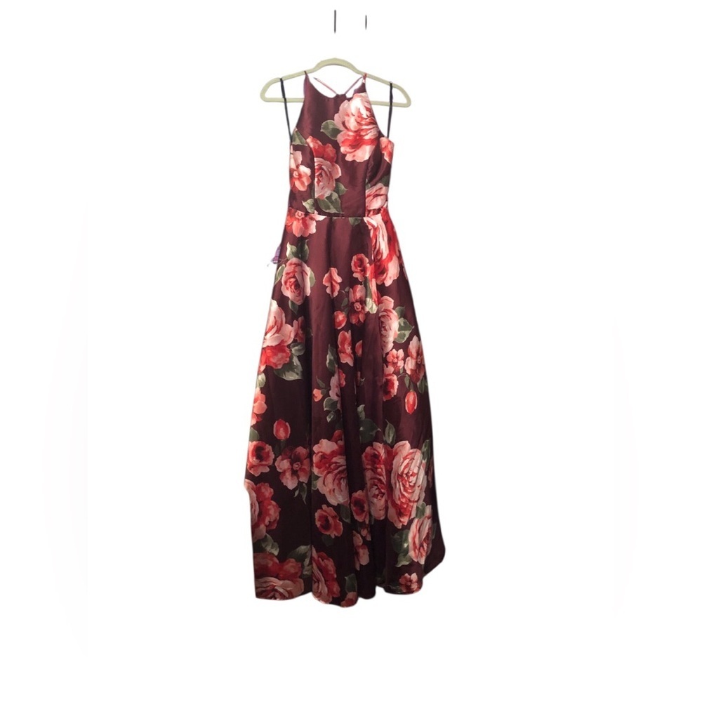 B. Smart Backless Floral Gown in Burgundy and Pink 7 - Picture 9 of 13